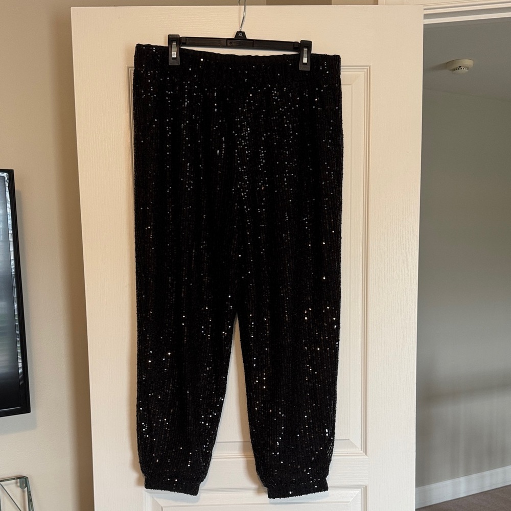 LOFT Black Sequin joggers